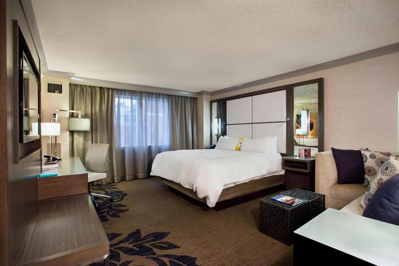 Little Rock Marriott Hotel Exterior photo