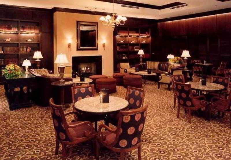 Little Rock Marriott Hotel Exterior photo